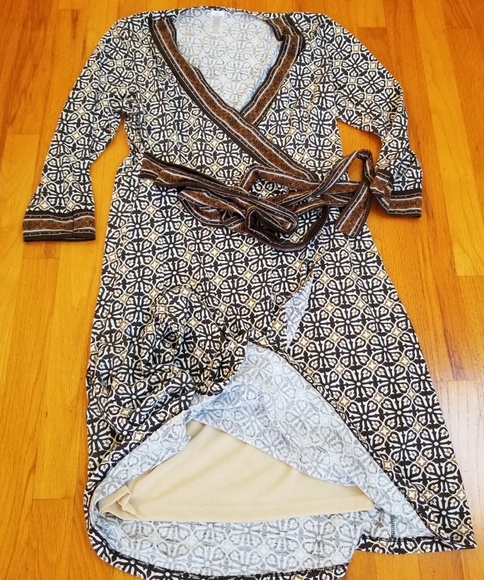 Faux Wrap Tan Brown White Tribal Print Dress - Picture 4 of 8